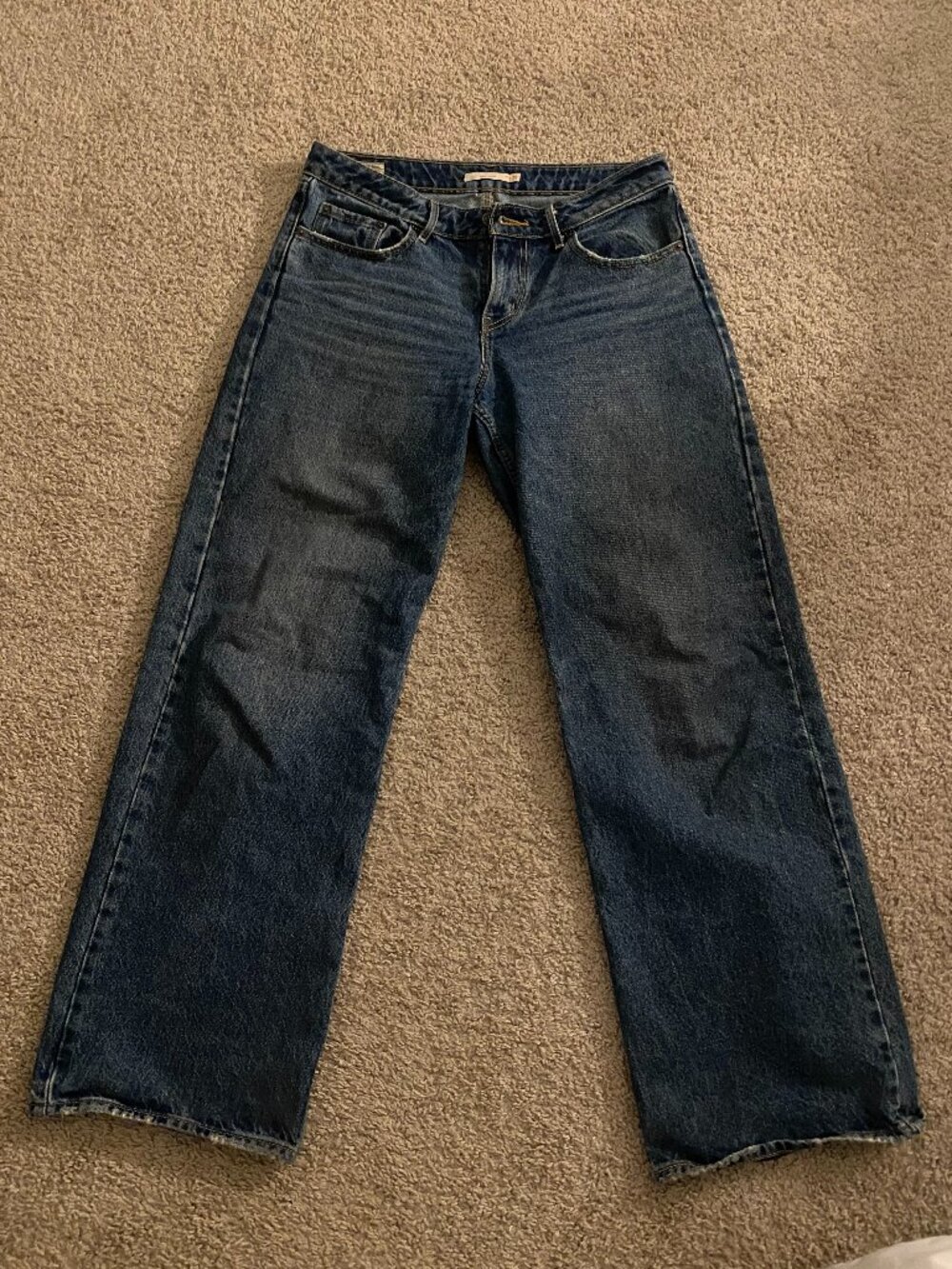 Levi's Women's Low Loose Jeans